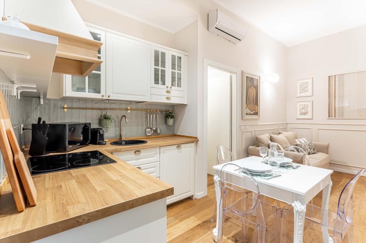 Casa Colonna Romantic Apartment Corso Di Porta Ticinese Milano Dış mekan fotoğraf