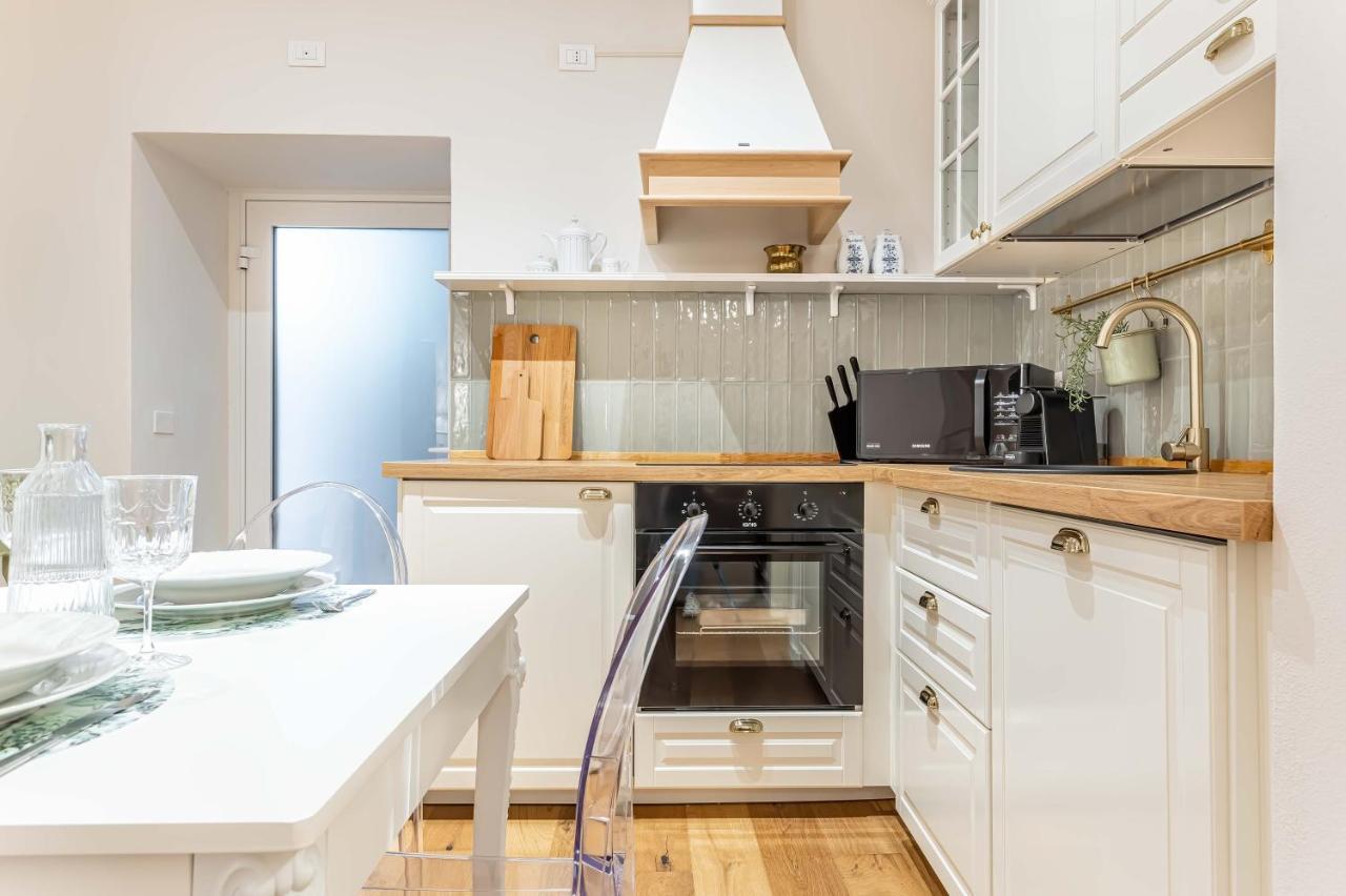 Casa Colonna Romantic Apartment Corso Di Porta Ticinese Milano Dış mekan fotoğraf