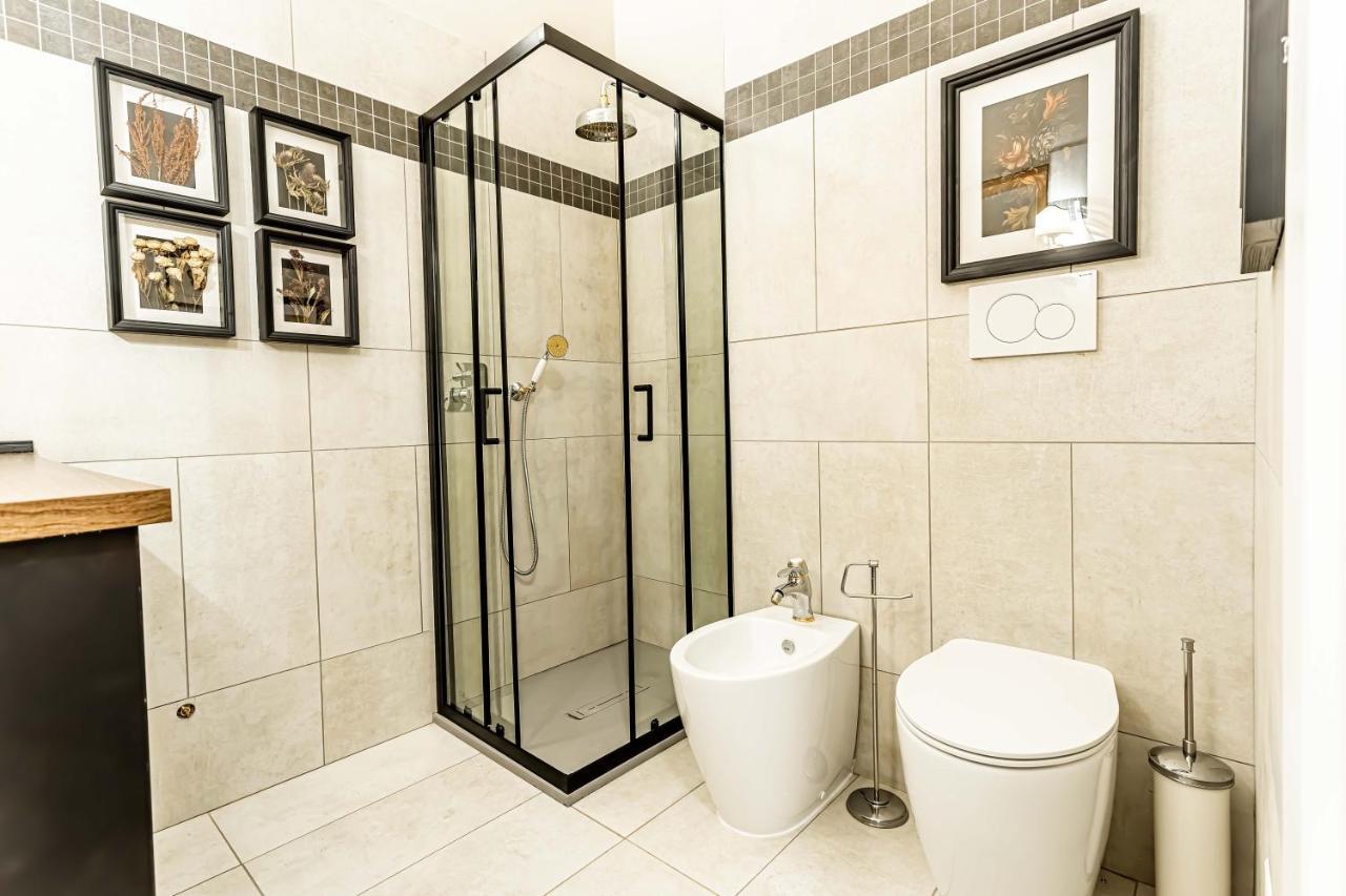 Casa Colonna Romantic Apartment Corso Di Porta Ticinese Milano Dış mekan fotoğraf